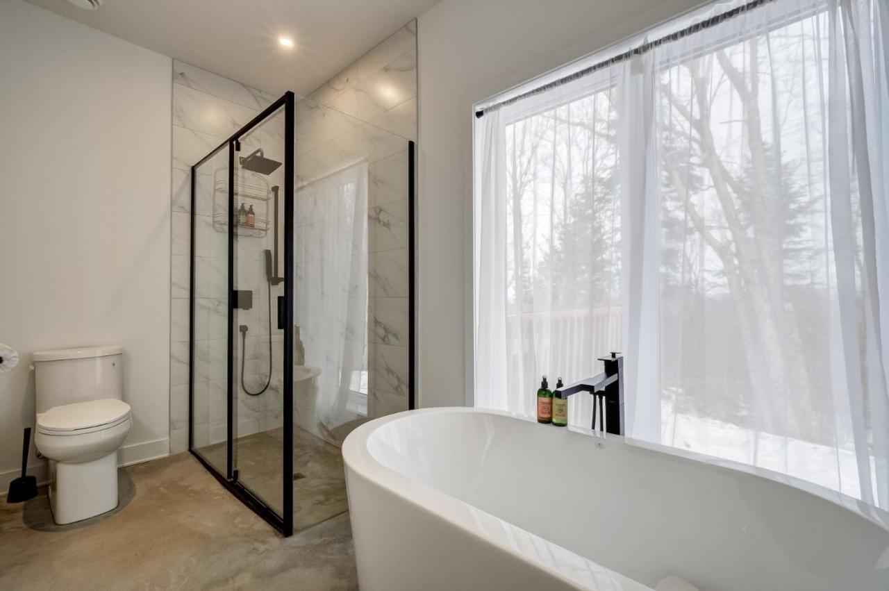 Luxurious Villa Tremblant 4 Bdr W Hot Tub B120 La Conception 외부 사진